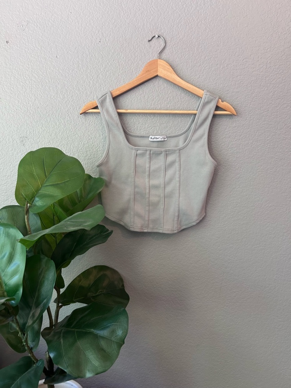 Grey Ribbed Square-Neck Crop Tank Coastal Cowboy Glam Festival Size M L